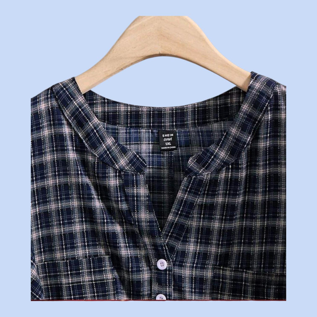 Plus Size Navy Plaid Boho Blouse – Elegant Long Sleeve V-Neck Top – Size 18 (3XL)