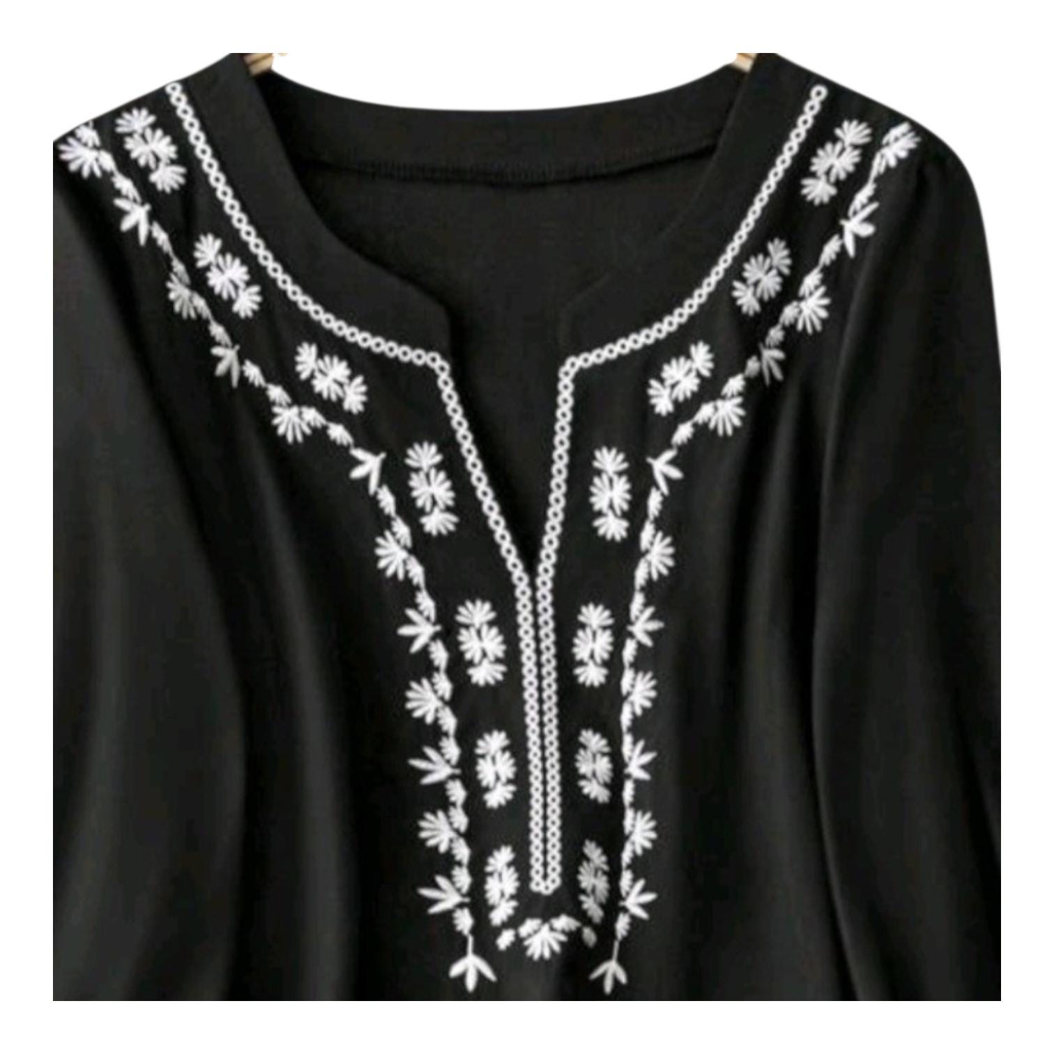 Plus Size 18 (3XL) Boho Black & White Embroidery Top, Casual or Dress Loose Flowy Hippie Style